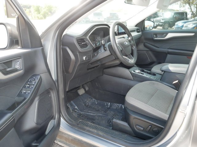 Used 2022 Ford Escape SE FWD image 12