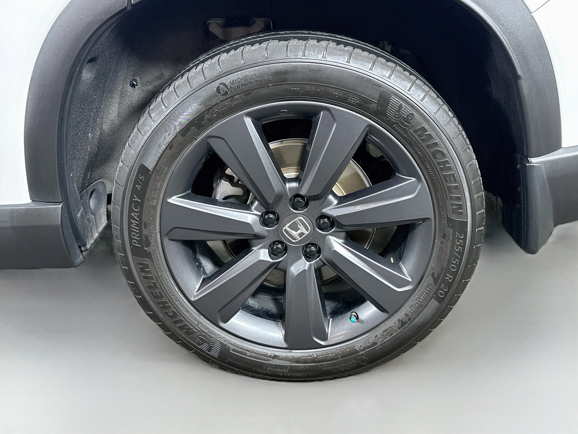 Used 2025 Honda Pilot Sport image 29