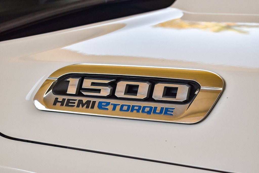 Used 2024 RAM 1500 Laramie image 10