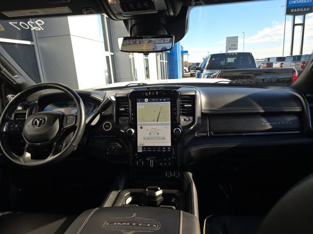 Used 2023 RAM 3500 Limited image 7