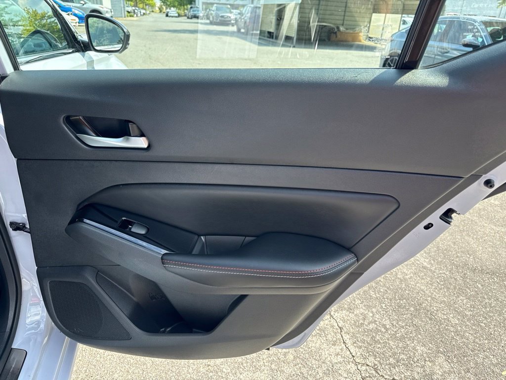Certified 2024 Nissan Altima 2.0 SR FWD image 31