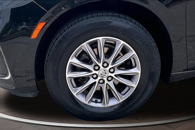 Used 2024 Buick Enclave Premium AWD/4WD image 9