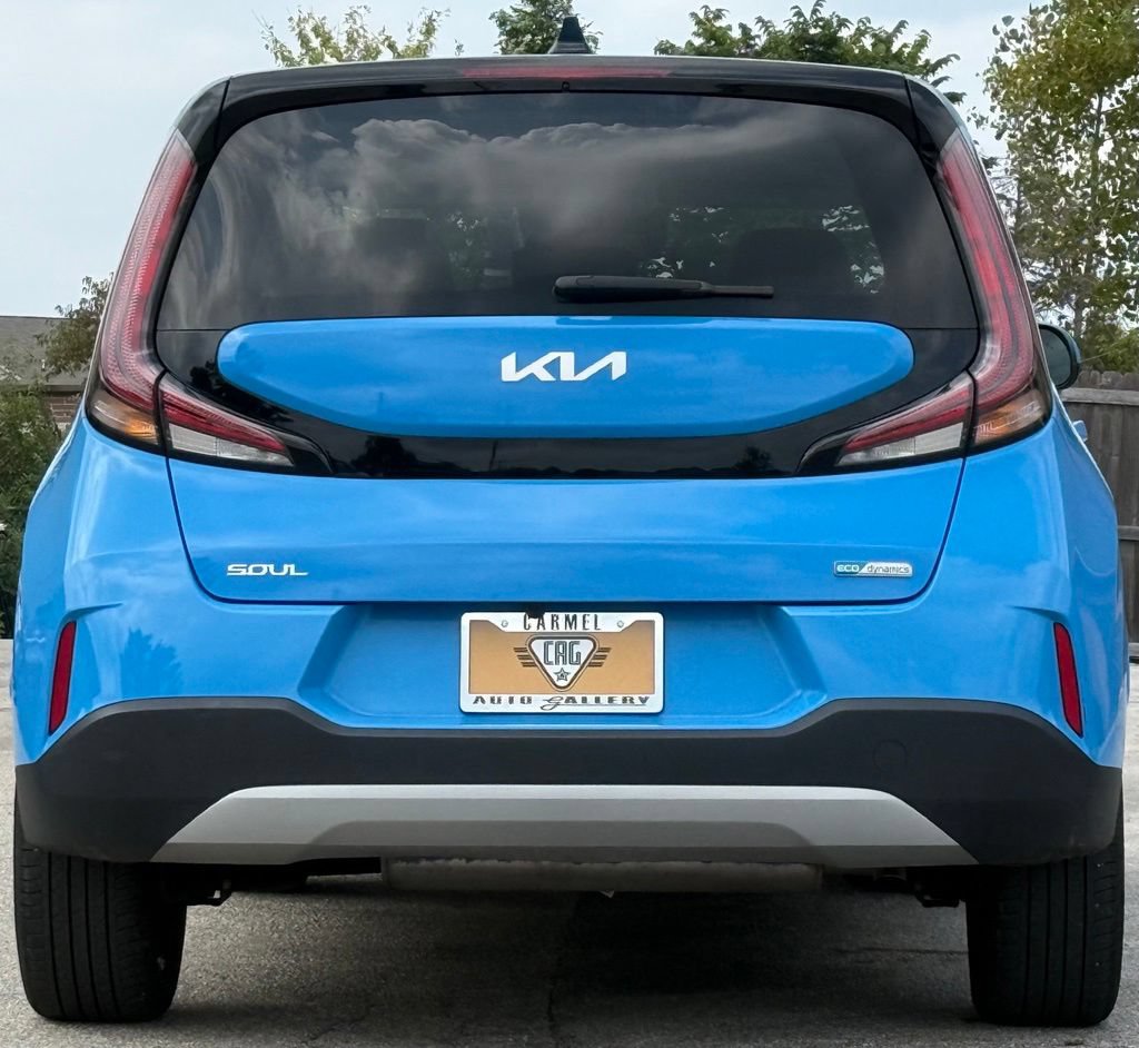 Used 2023 Kia Soul EX FWD image 4