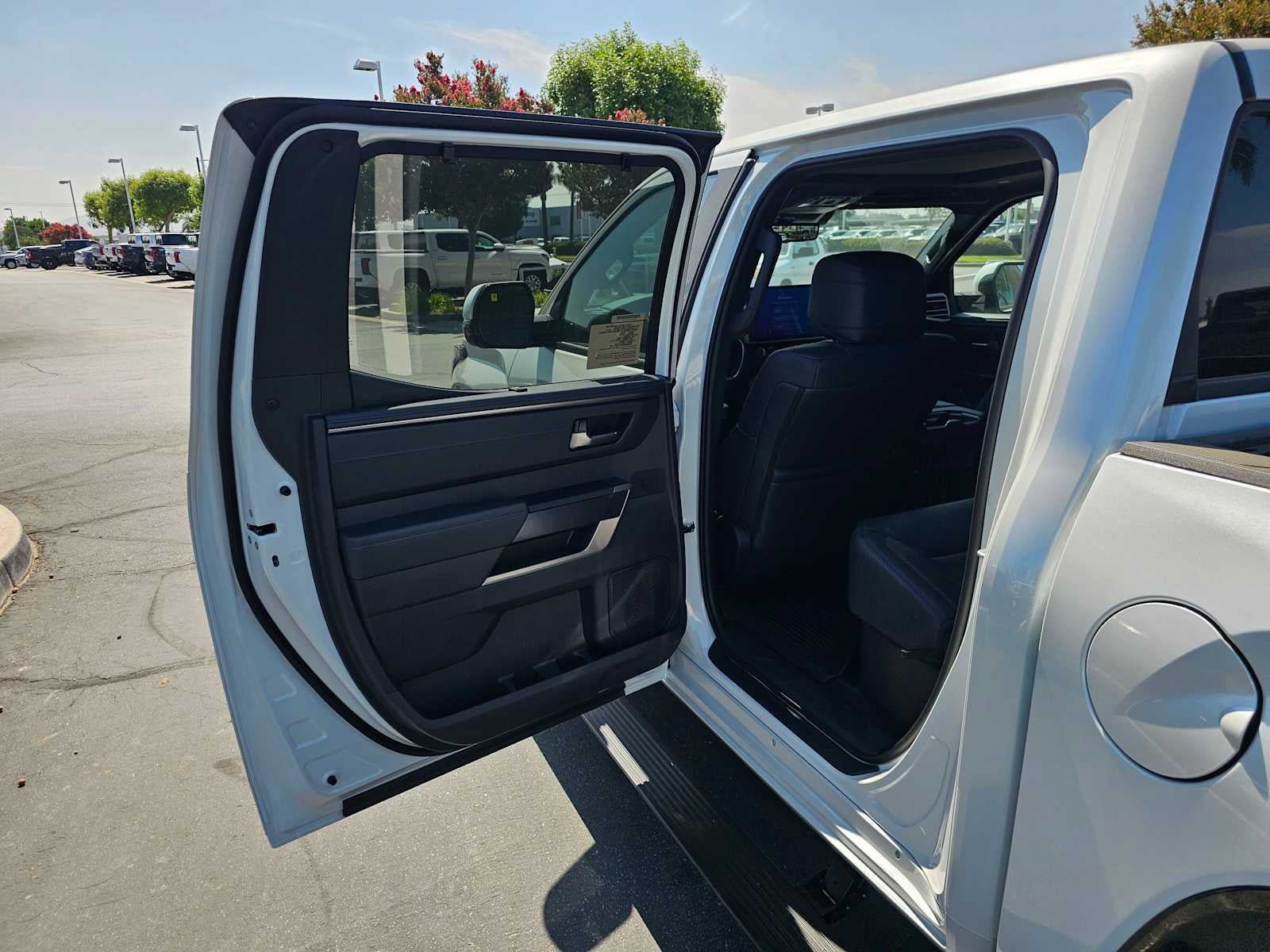 New 2026 Toyota Tundra Platinum AWD/4WD image 15