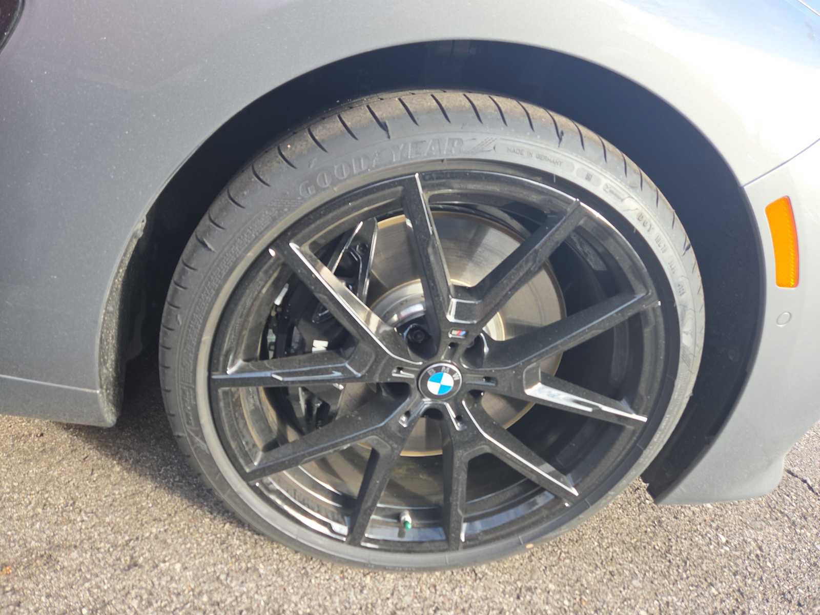 New 2026 BMW M850i xDrive image 2