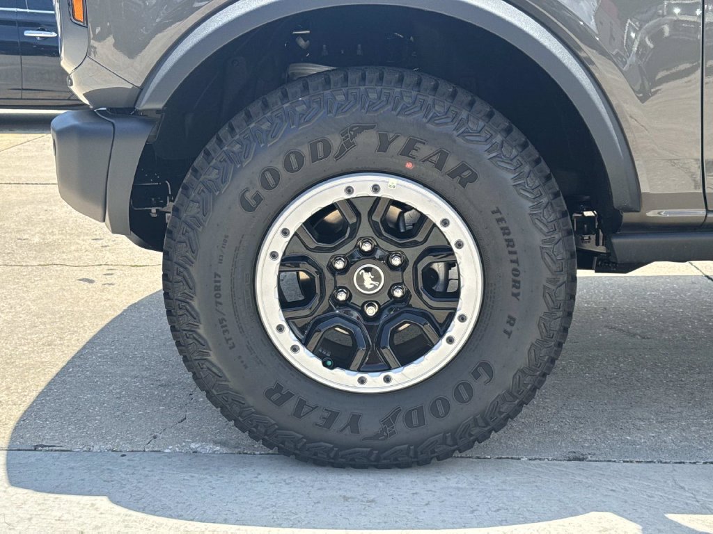 New 2026 Ford Bronco Badlands AWD/4WD image 3