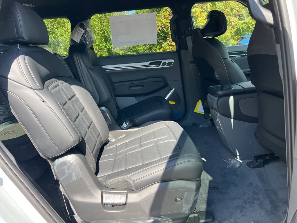 New 2026 Kia EV9 Land w/ Nightfall Edition Package image 13