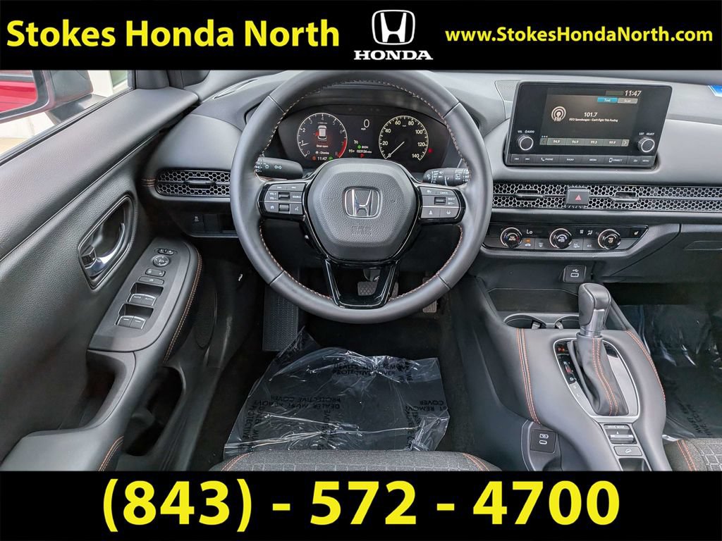 Used 2025 Honda HR-V Sport image 18