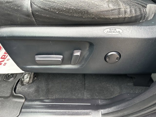 Used 2017 Toyota Tundra Limited image 27