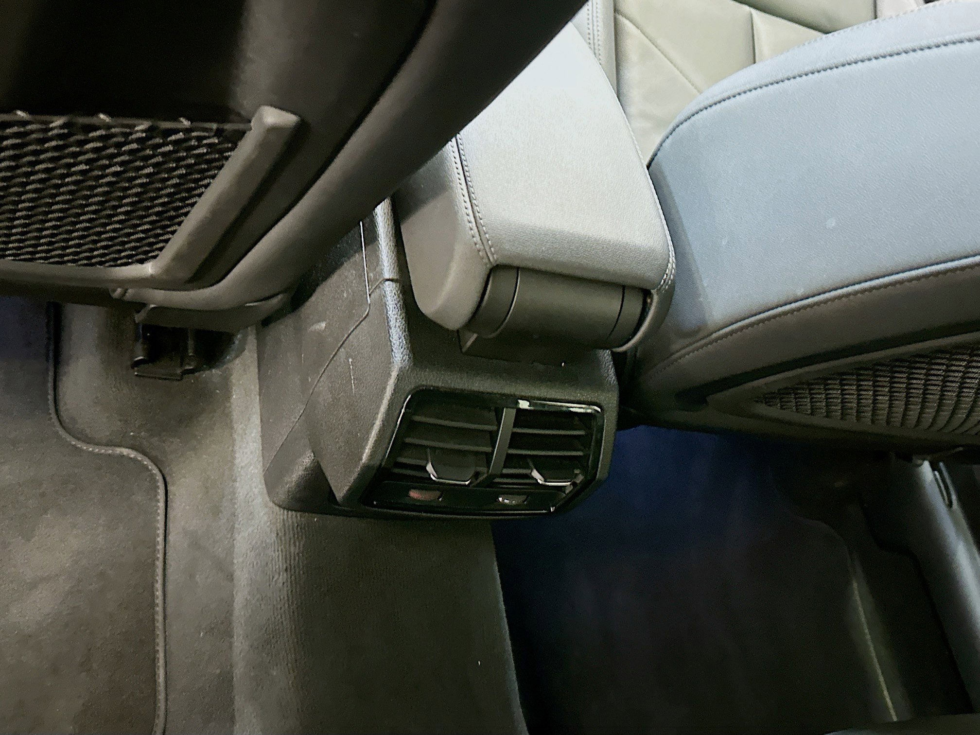 Used 2023 Audi Q3 2.0T Premium image 28