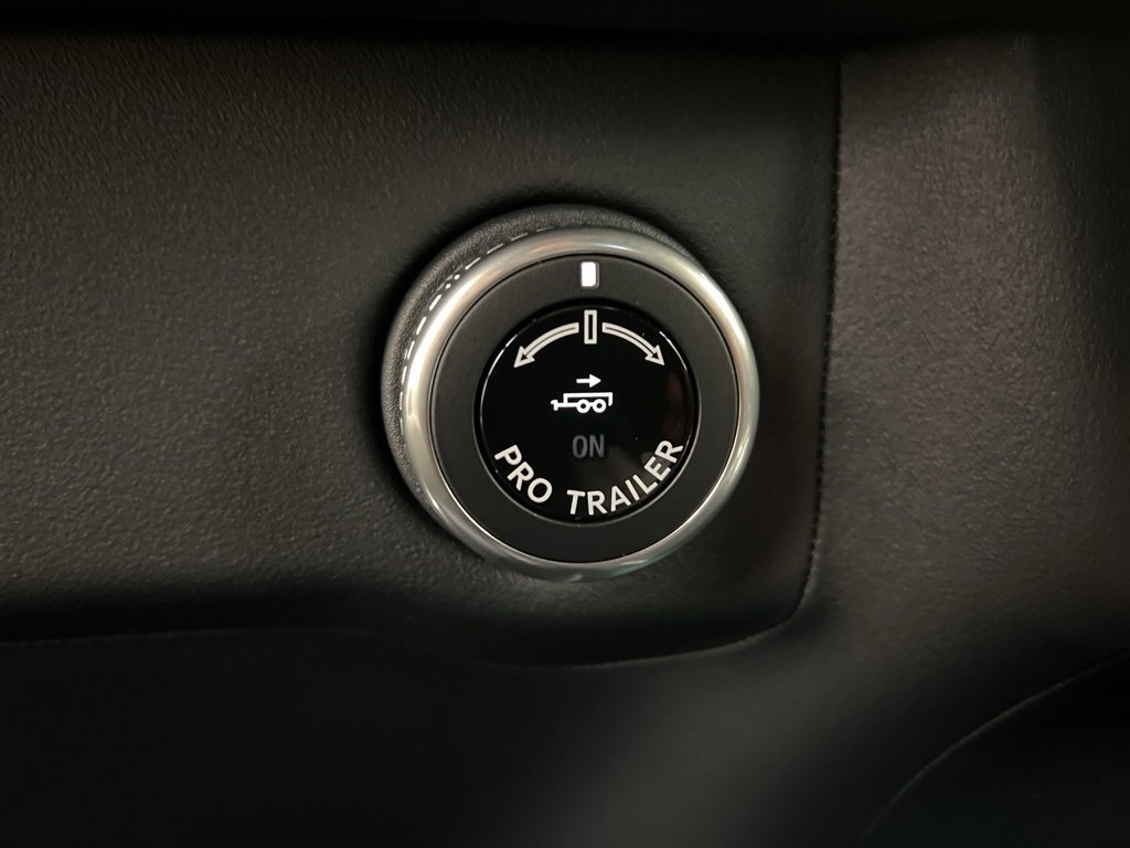 Used 2025 Lincoln Navigator Reserve w/ Jet Appearance Package image 18