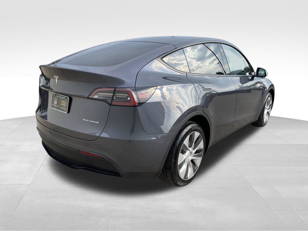 Used 2023 Tesla Model Y Performance AWD/4WD image 5