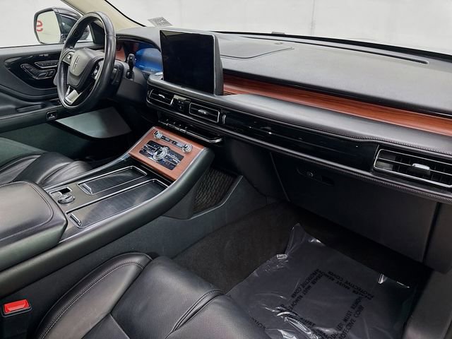 Used 2021 Lincoln Aviator Reserve w/ Equipment Group 202A image 34