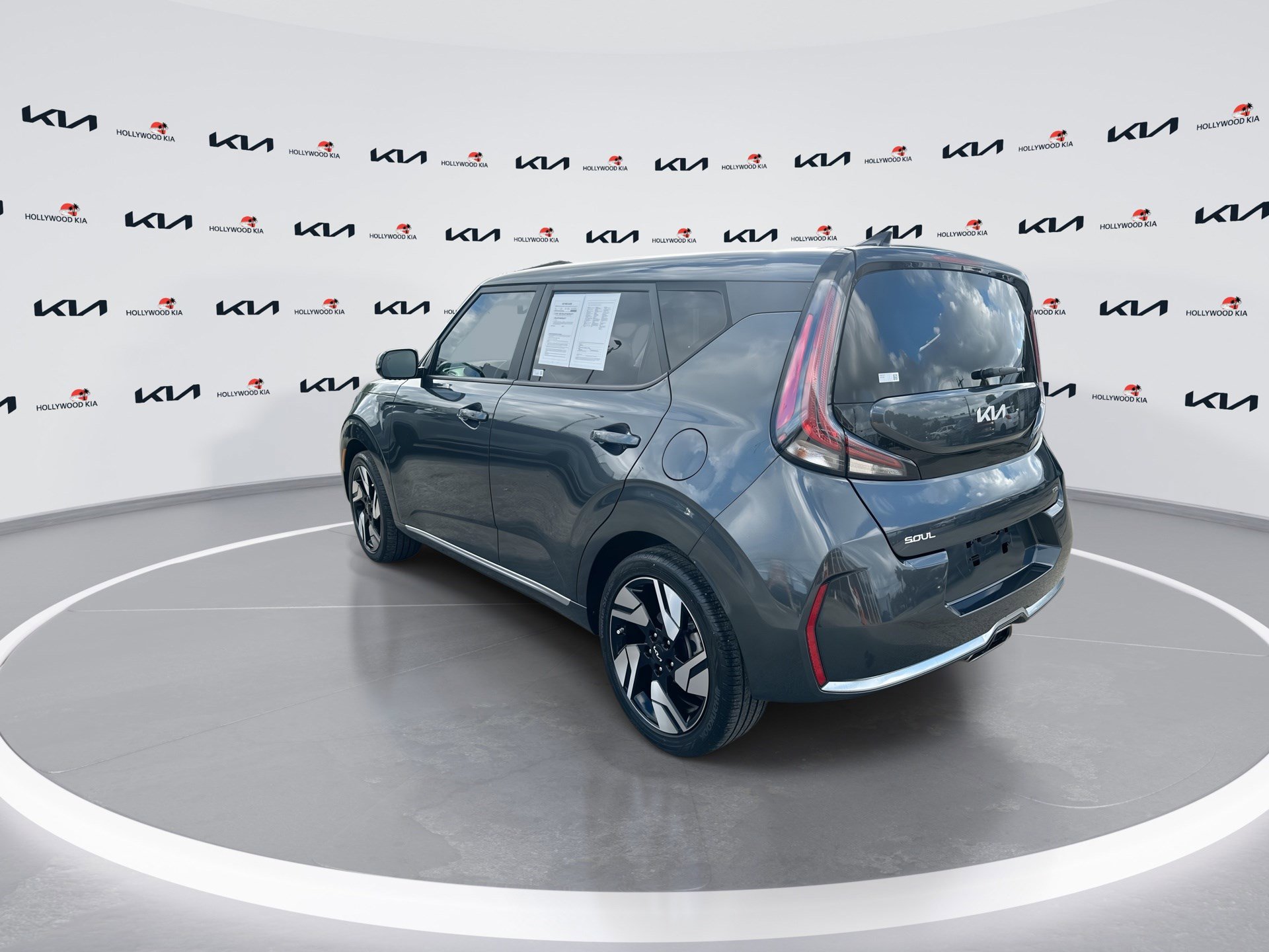 Used 2024 Kia Soul GT-Line FWD image 6