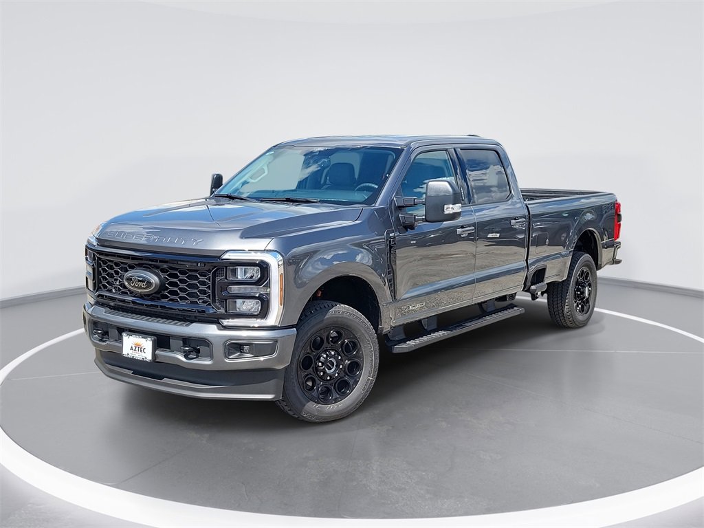 New 2026 Ford F350 XLT image 1