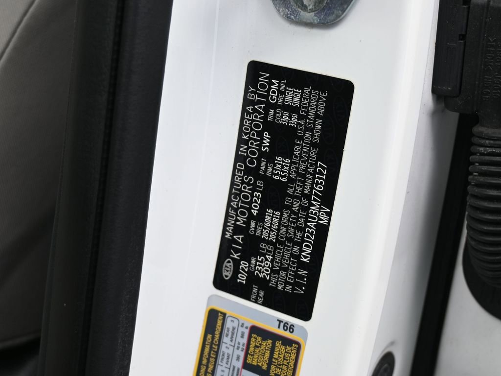 Used 2021 Kia Soul LX image 17