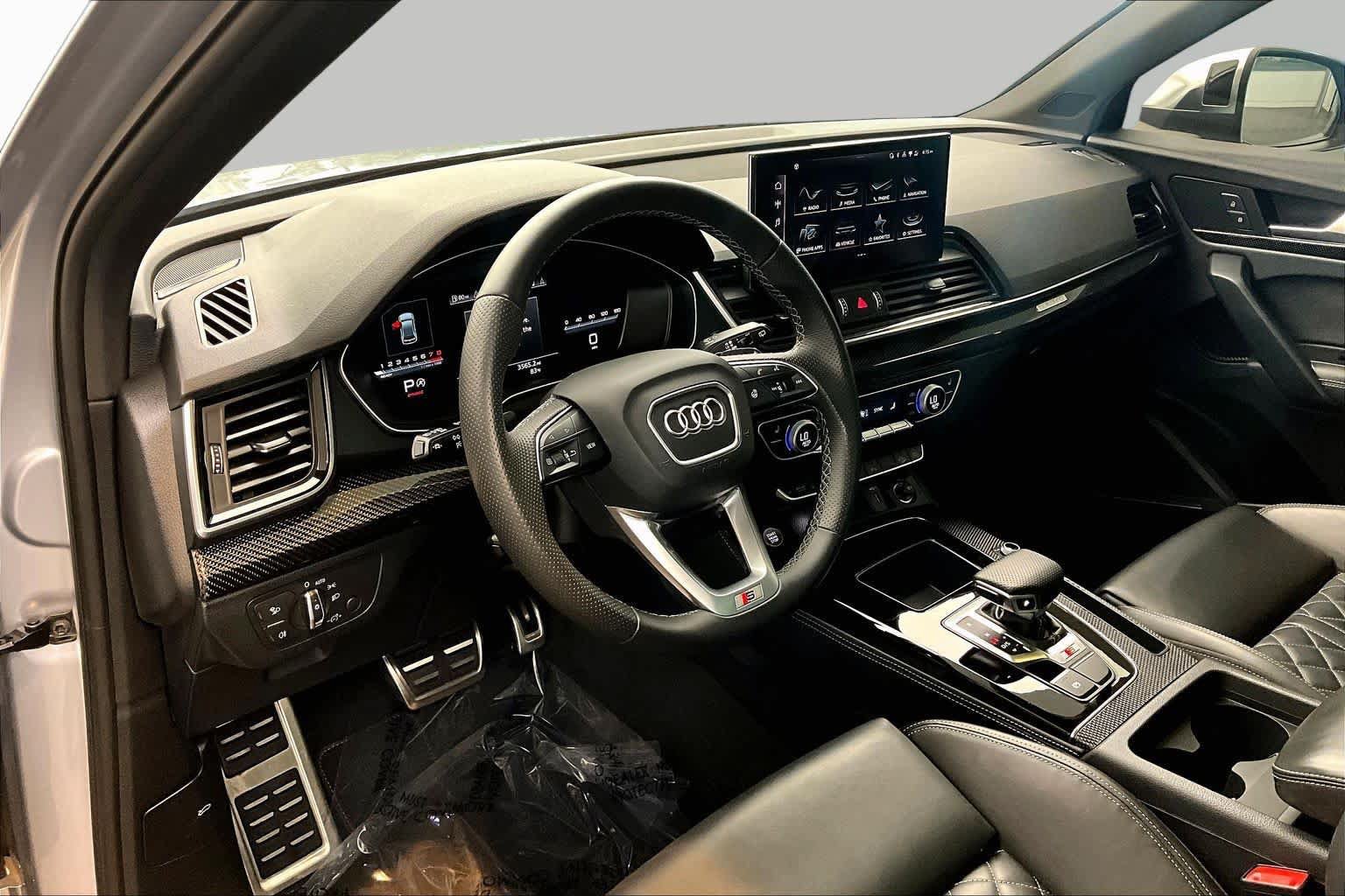 Used 2023 Audi SQ5 Premium Plus w/ Premium Plus Package AWD/4WD image 16
