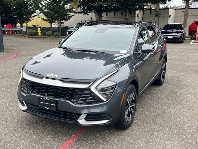 Certified 2025 Kia Sportage EX w/ EX Premium Package AWD/4WD image 3
