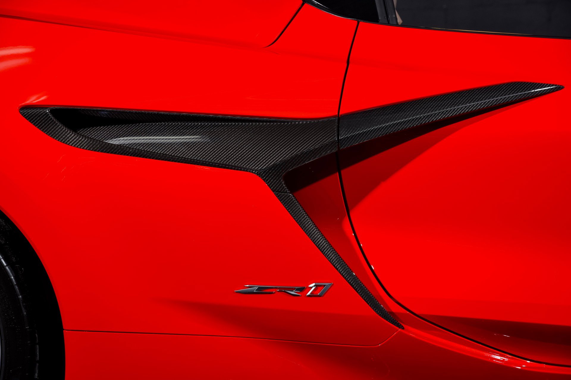 Used 2026 Chevrolet Corvette ZR1 w/ Chrome Exterior Badge Package image 7