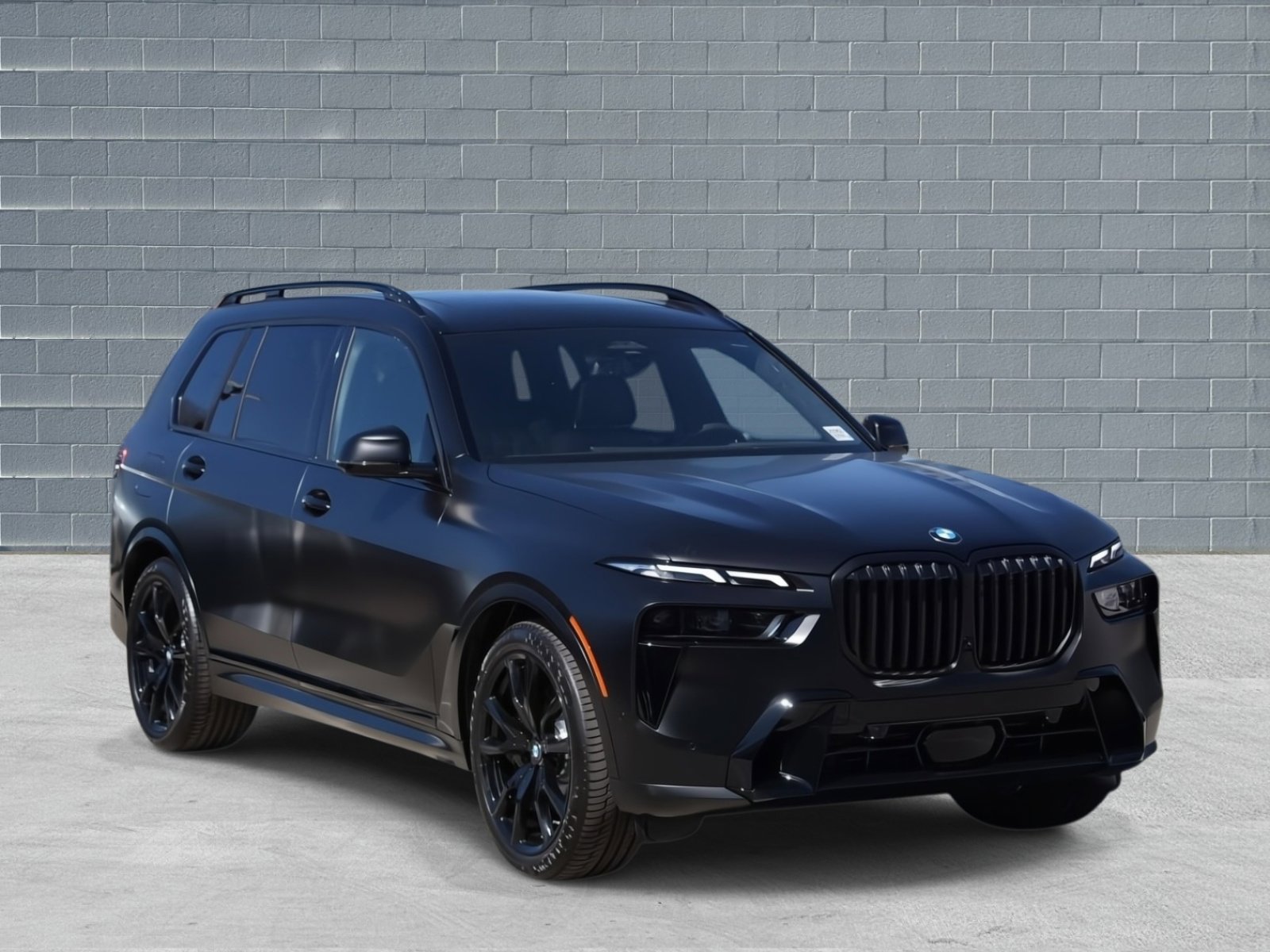 New 2026 BMW X7 xDrive40i w/ M Sport Package