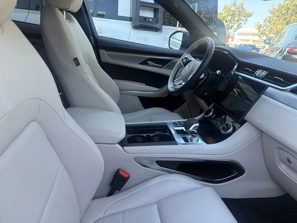 Used 2024 Jaguar F-PACE R-Dynamic S AWD/4WD image 5