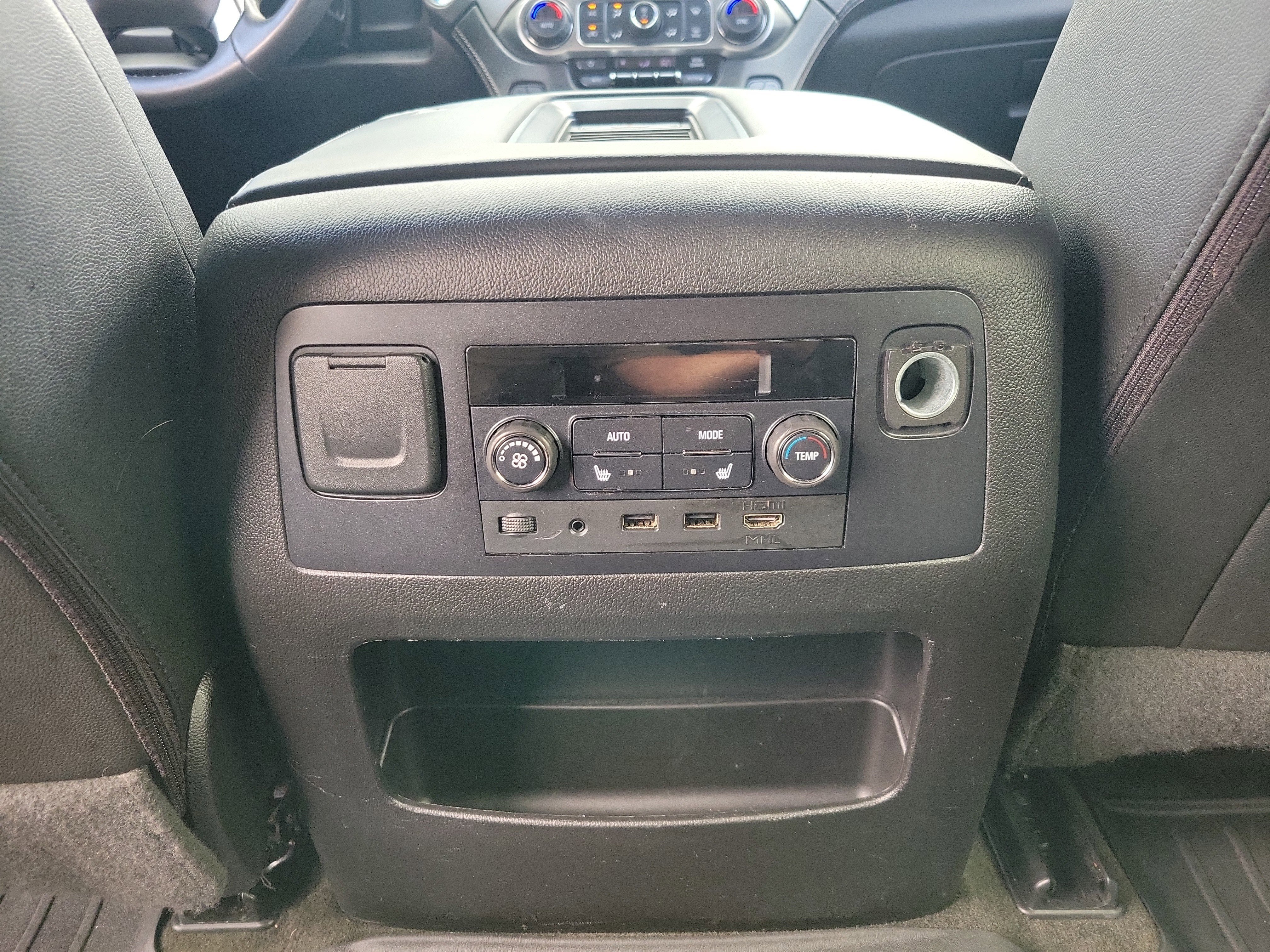 Used 2017 Chevrolet Tahoe Premier image 12