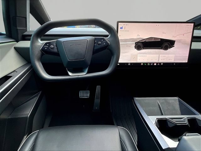Used 2025 Tesla Cybertruck AWD Crew Cab image 11