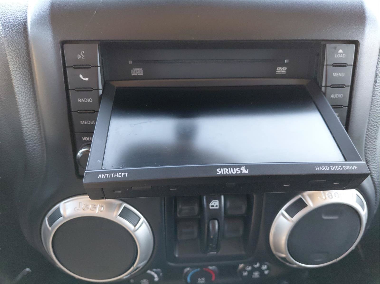 Used 2018 Jeep Wrangler Unlimited Sahara image 24