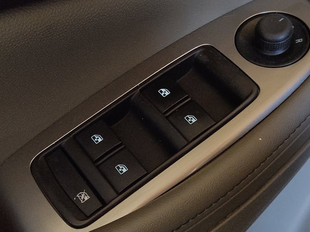 Used 2015 Chevrolet Malibu LS FWD image 27