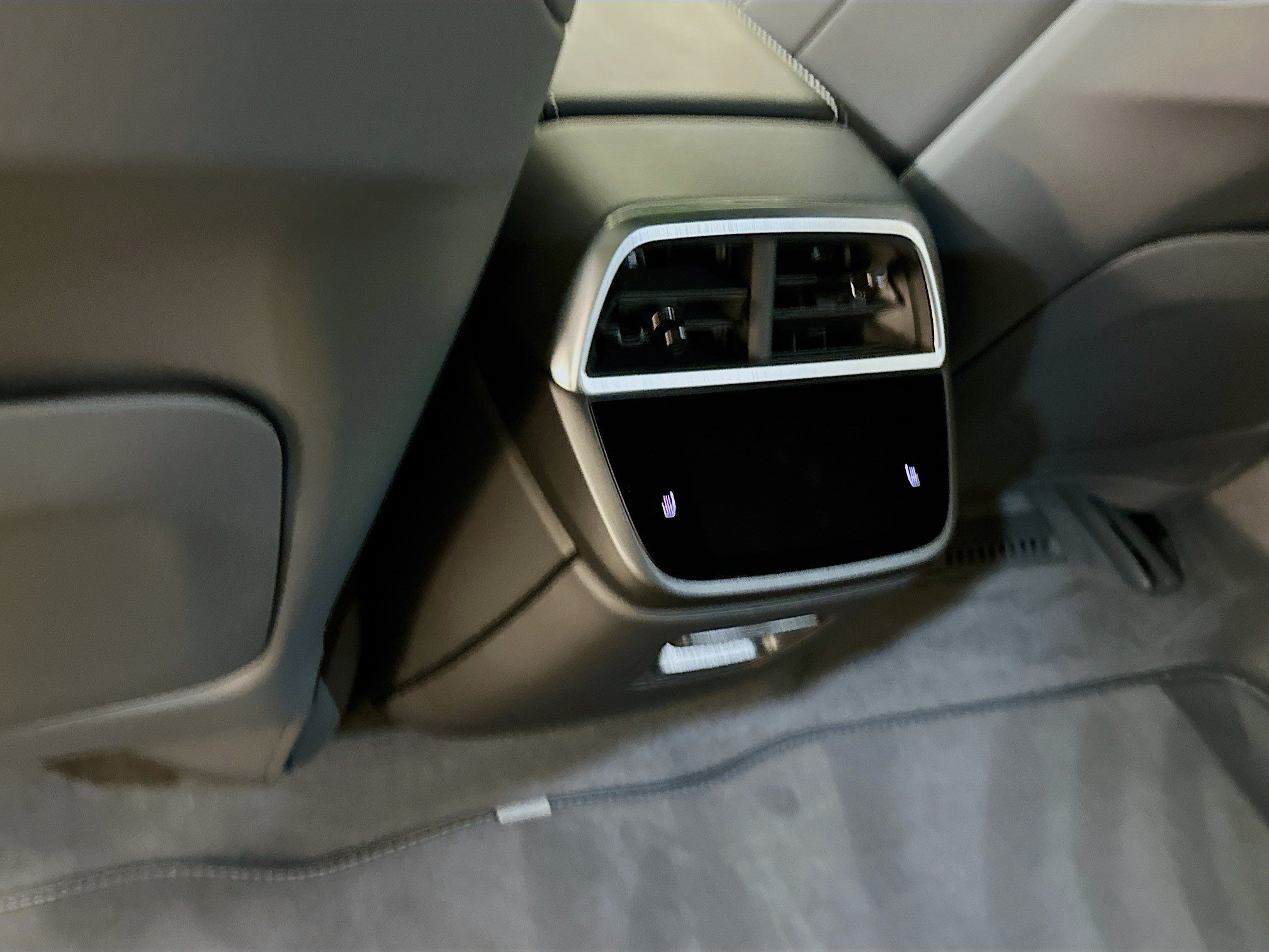 Used 2024 Lucid Air Touring AWD/4WD image 29