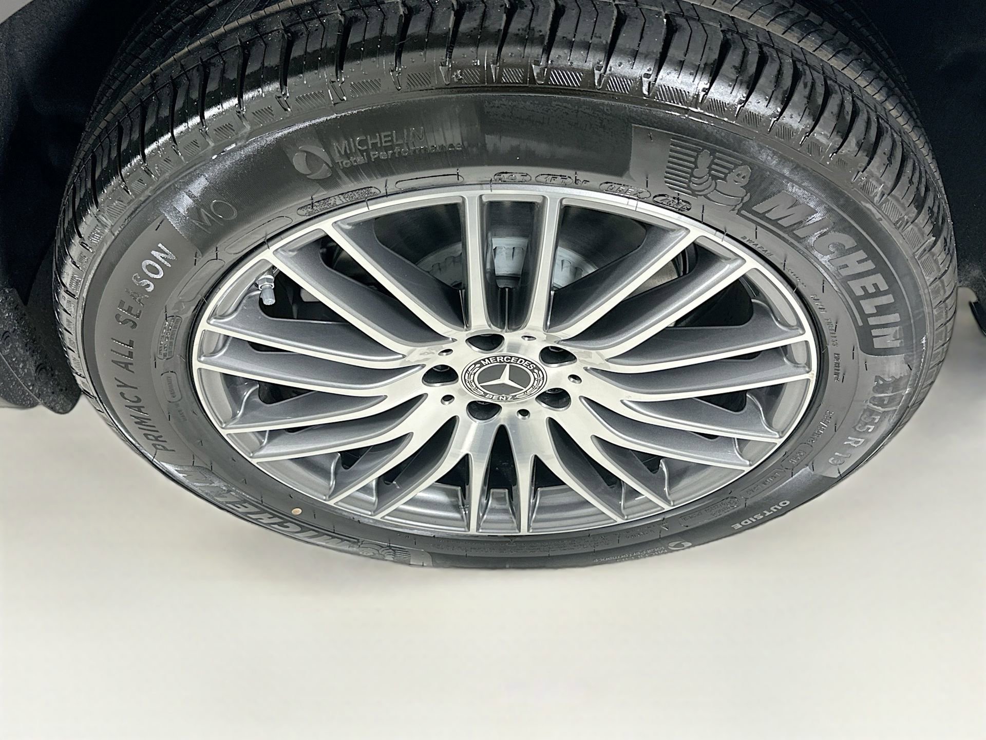 New 2026 Mercedes-Benz GLC 300 image 34