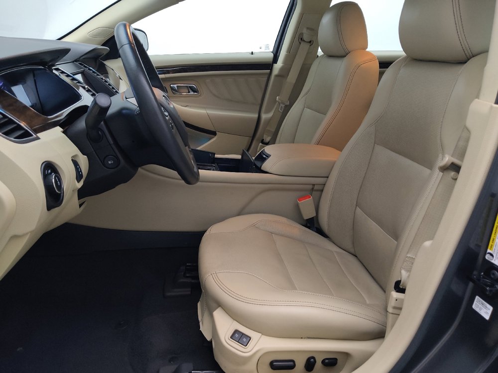 Used 2019 Ford Taurus Limited FWD image 17