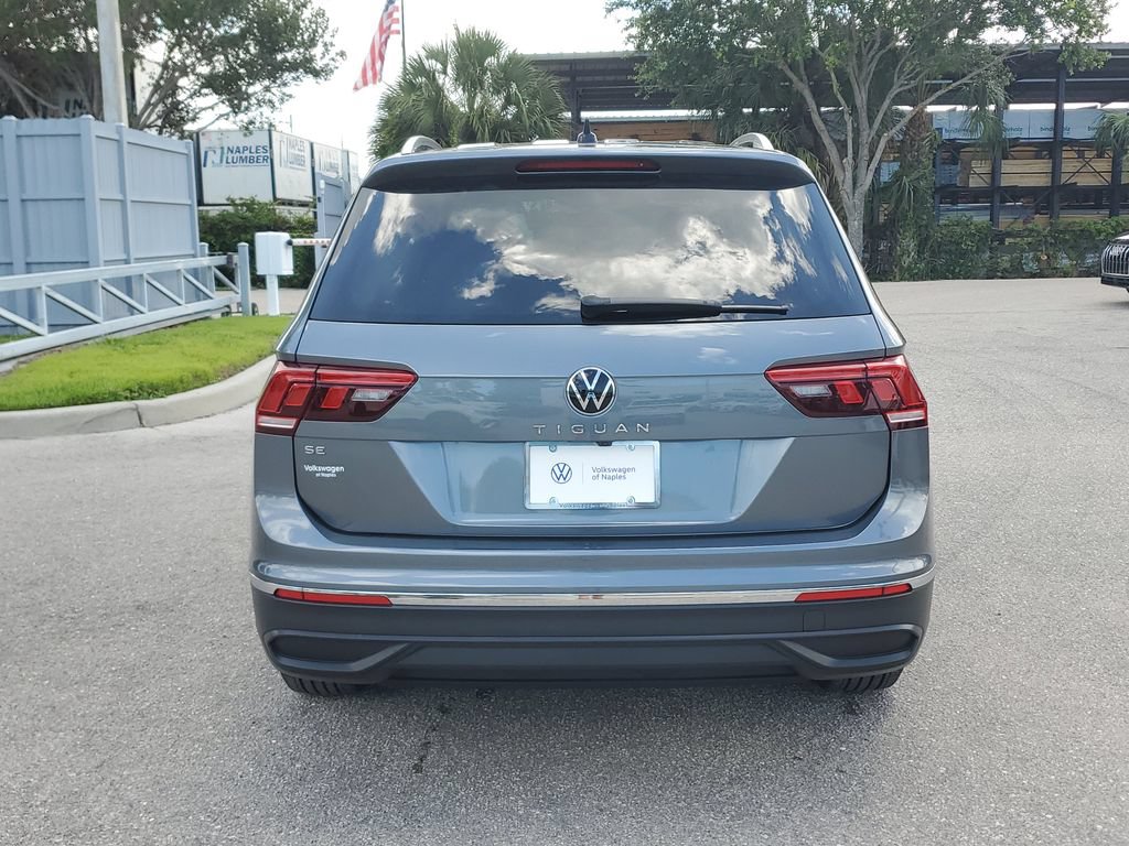 Certified 2023 Volkswagen Tiguan SE w/ Panoramic Sunroof Package FWD image 6