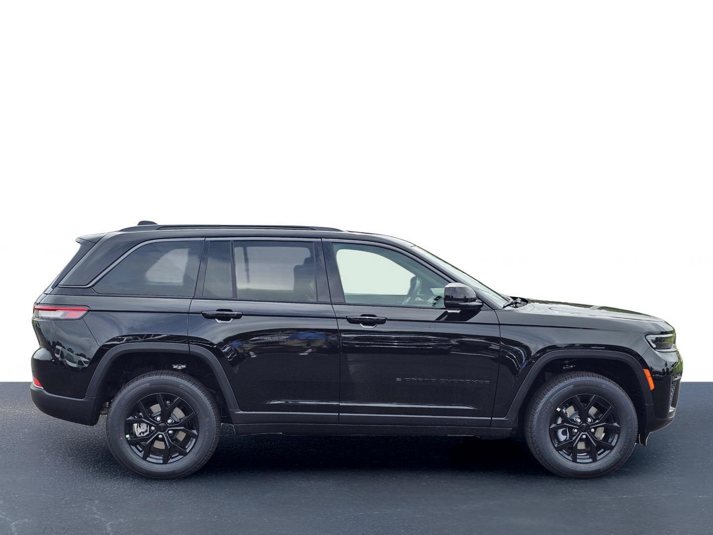 New 2026 Jeep Grand Cherokee Altitude RWD image 7