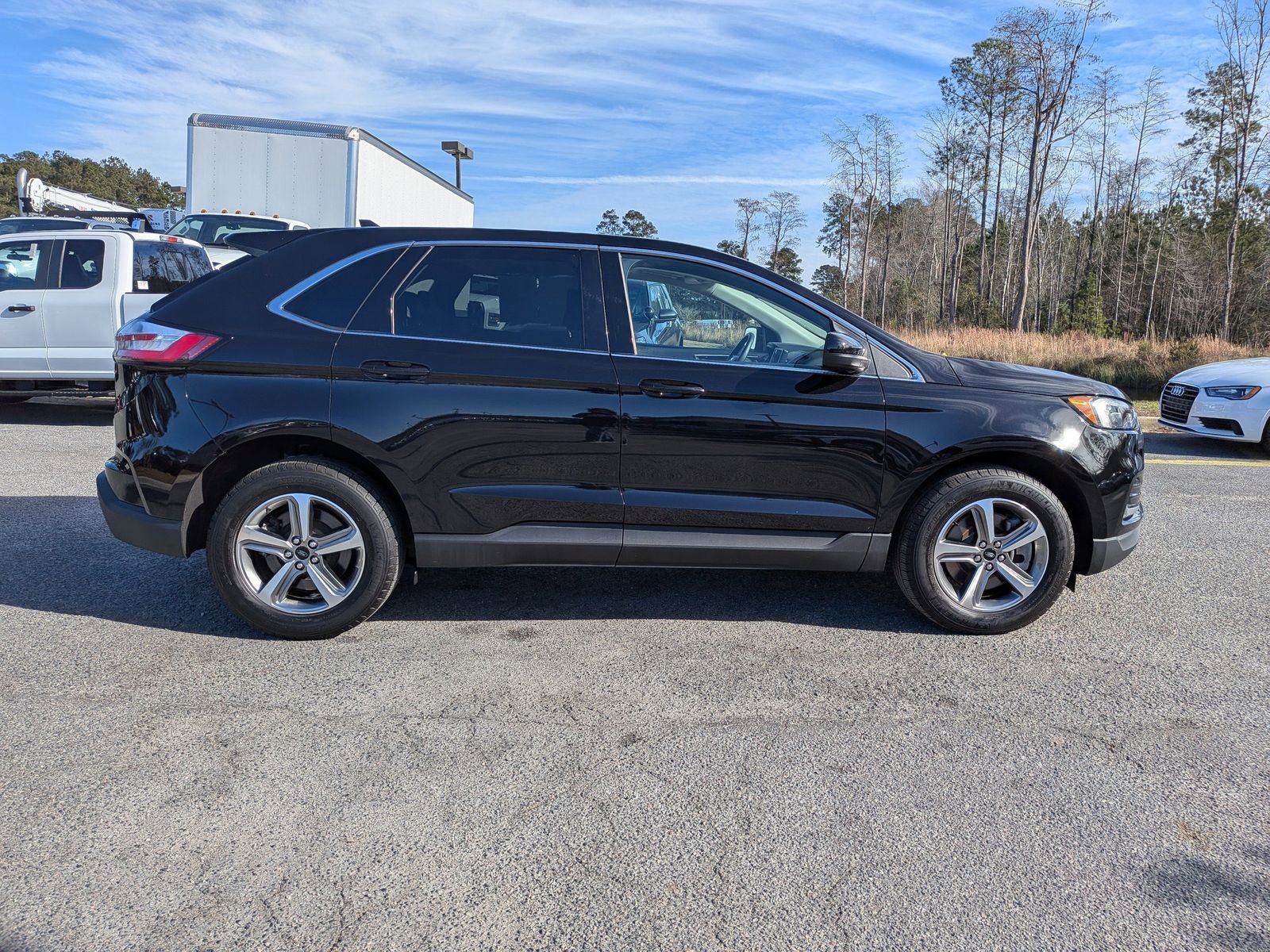 Certified 2024 Ford Edge SEL w/ Convenience Package image 4