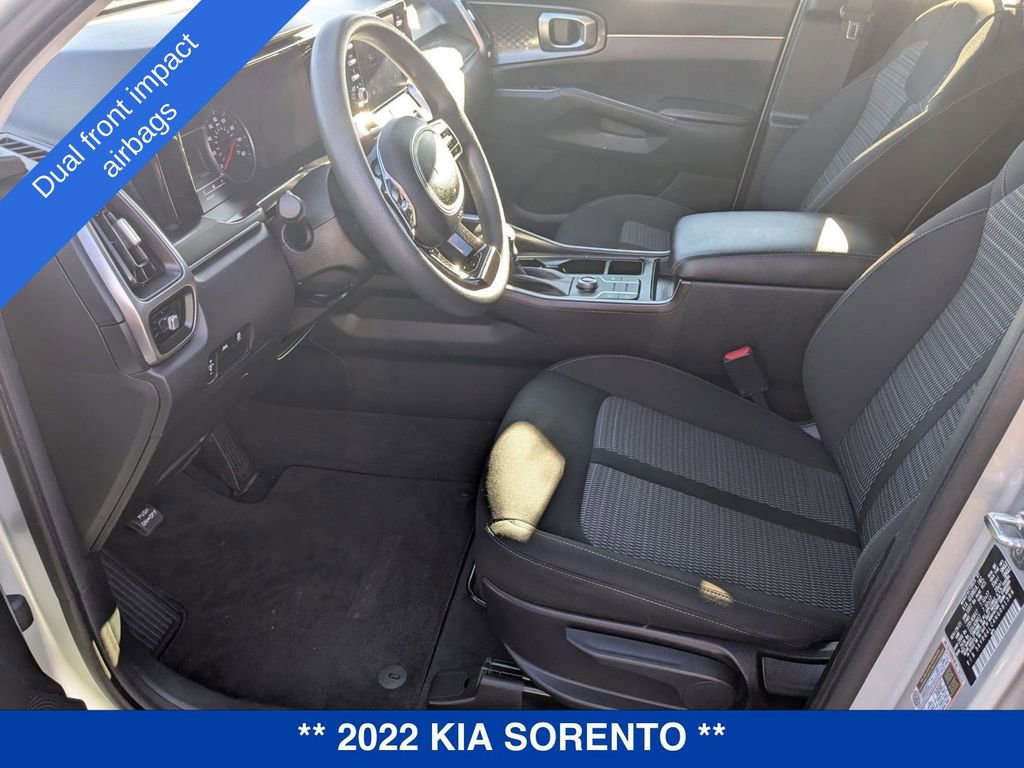Used 2022 Kia Sorento LX image 15