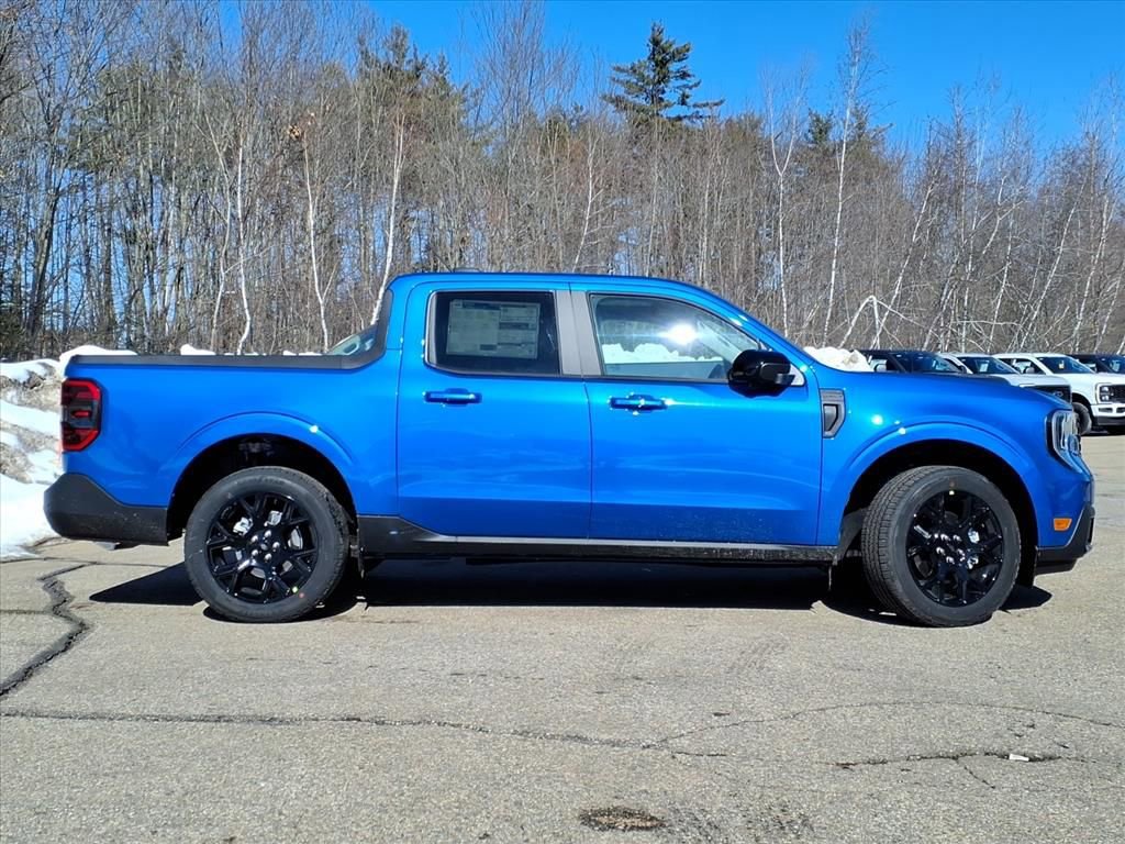 New 2026 Ford Maverick Lariat w/ Black Appearance Package image 4