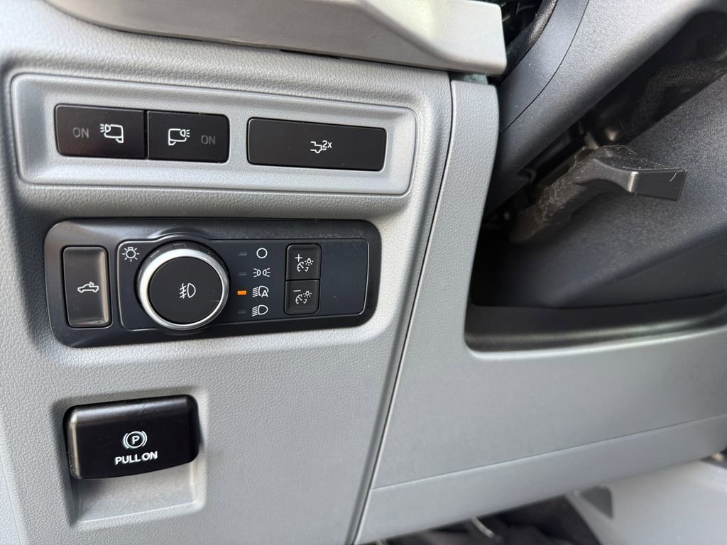 Used 2022 Ford F150 XLT w/ Equipment Group 302A High image 17
