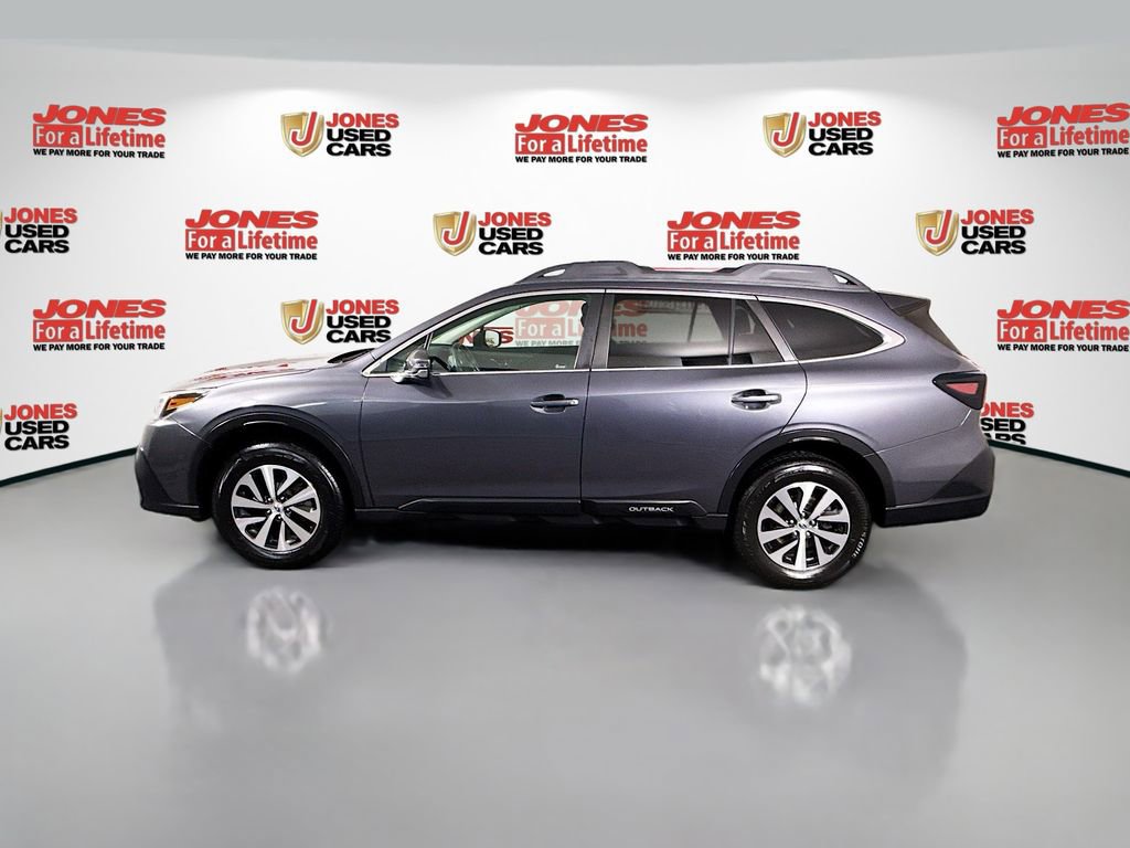 Used 2020 Subaru Outback Premium image 12
