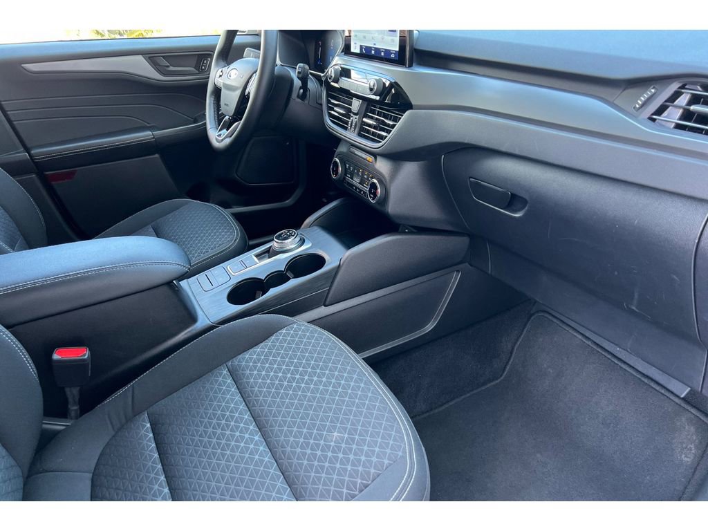 Used 2024 Ford Escape Active image 18