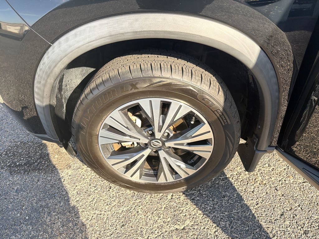Used 2021 Nissan Rogue SV w/ Premium Package FWD image 26