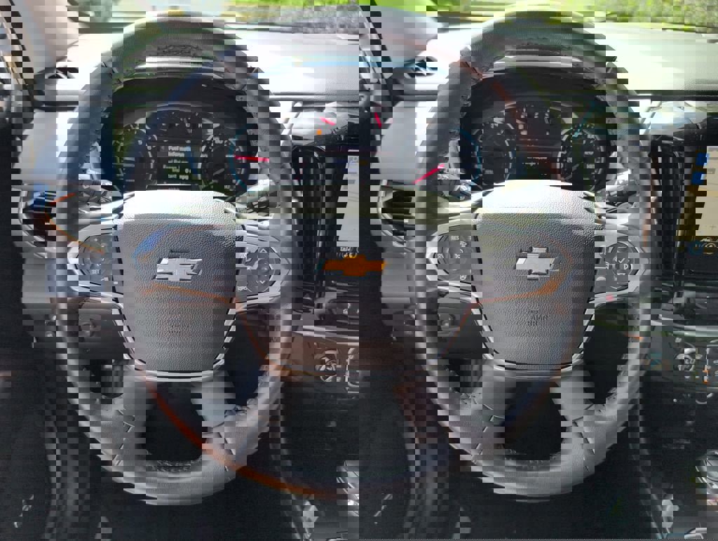 Used 2020 Chevrolet Traverse Premier w/ LPO, Floor Liner Package image 25