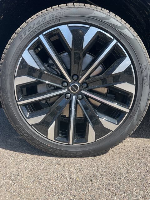 New 2026 Volvo XC90 B6 Plus w/ Protection Package Premier AWD/4WD image 33