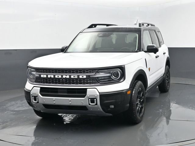 Used 2025 Ford Bronco Sport Badlands image 2