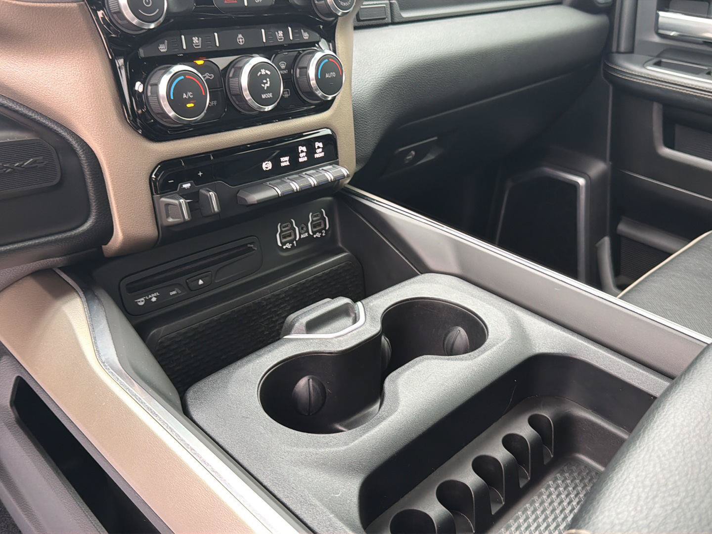 Used 2019 RAM 2500 Laramie AWD/4WD image 20