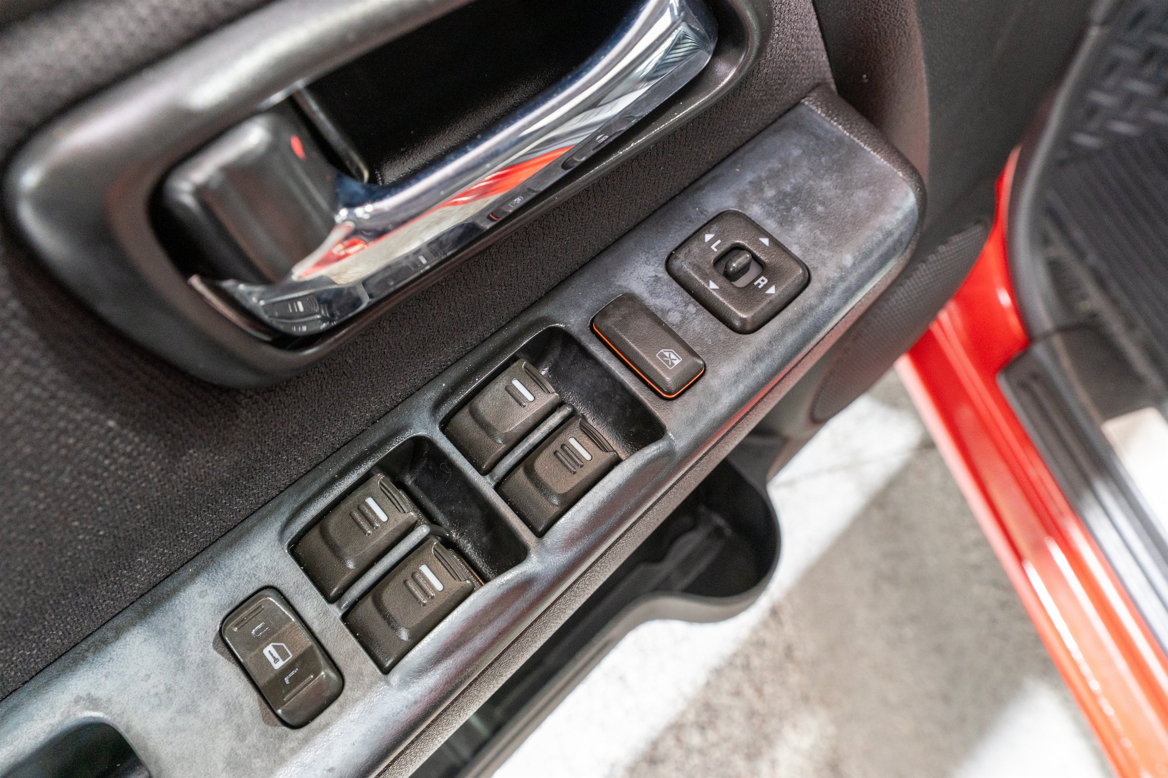 Used 2012 Chevrolet Colorado LT AWD/4WD image 12