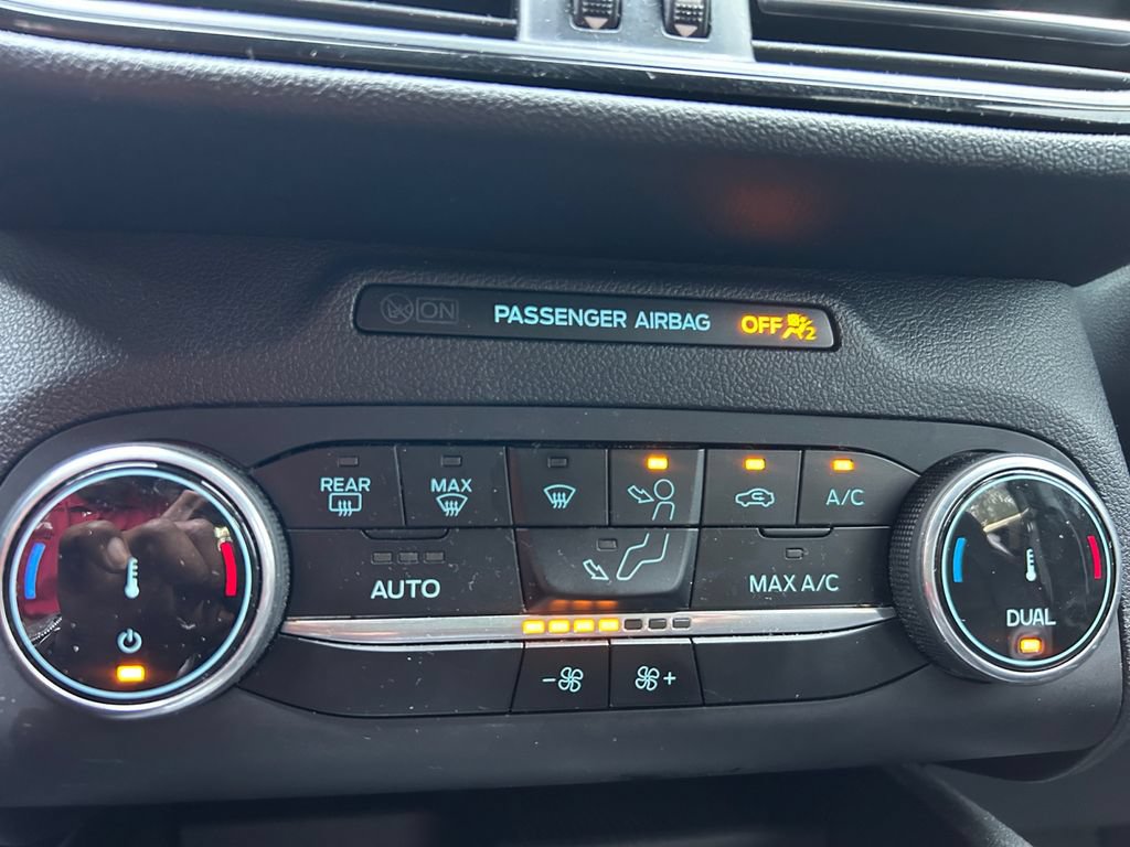 Used 2025 Ford Escape ST-Line FWD image 28