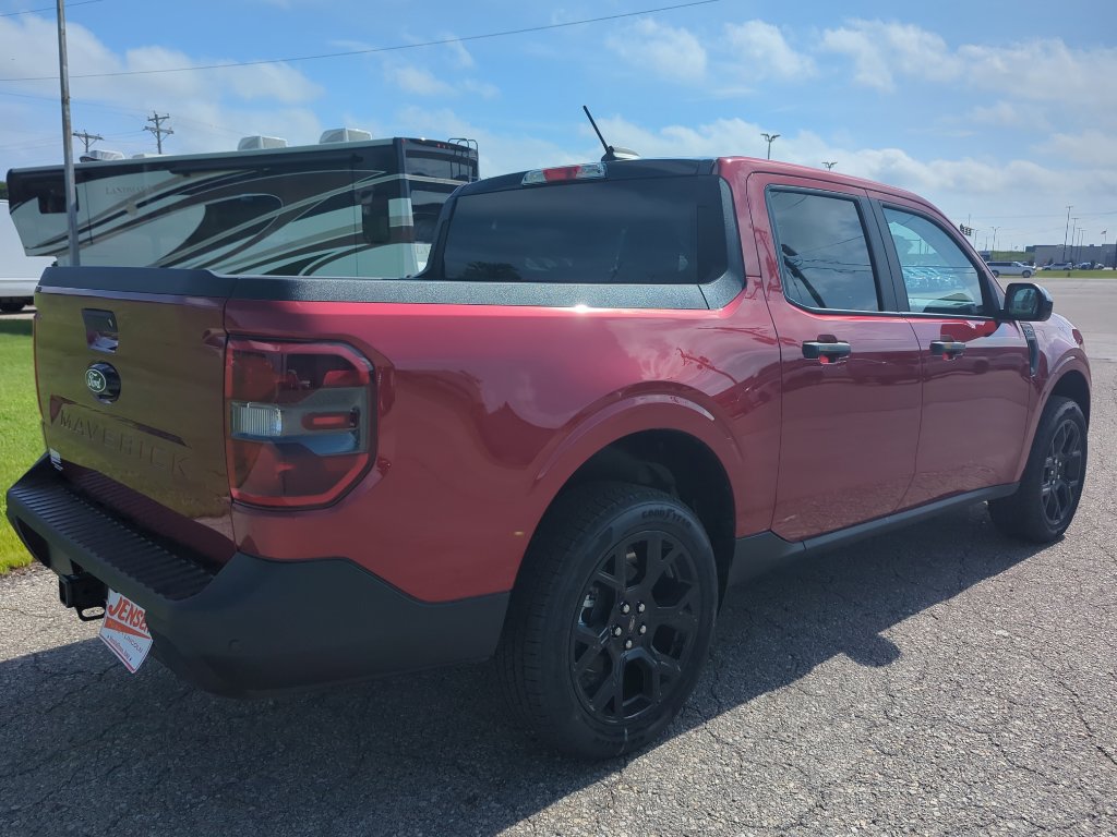 New 2025 Ford Maverick XLT w/ XLT Luxury Package image 7