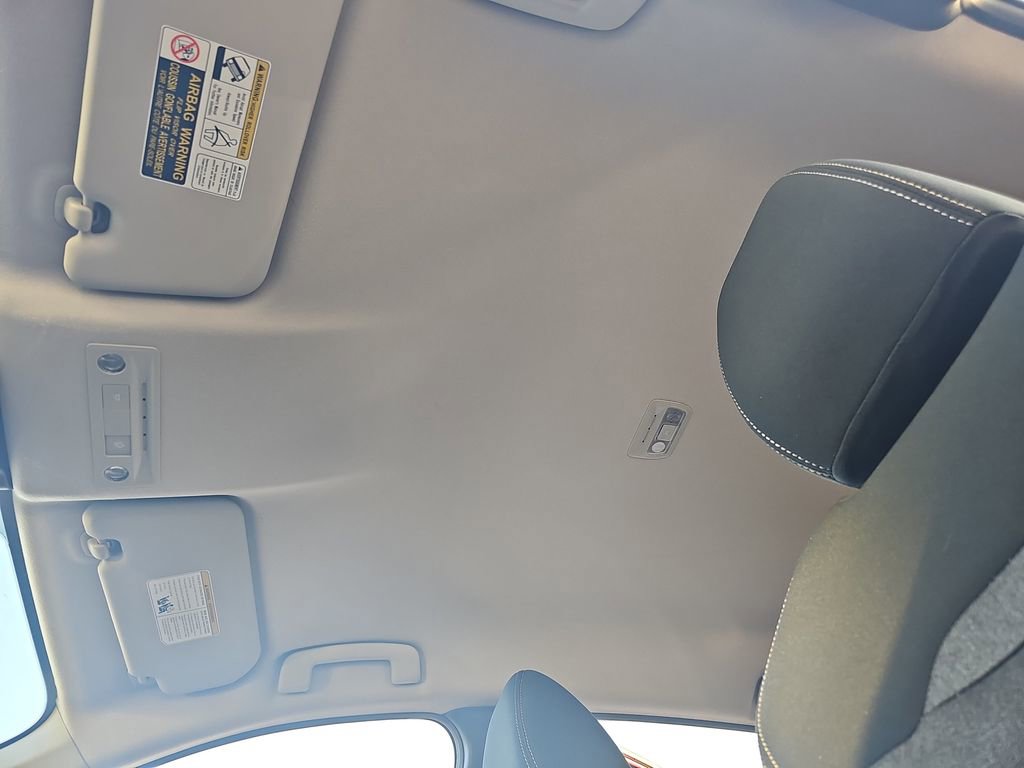 Used 2025 Nissan Kicks SV image 29