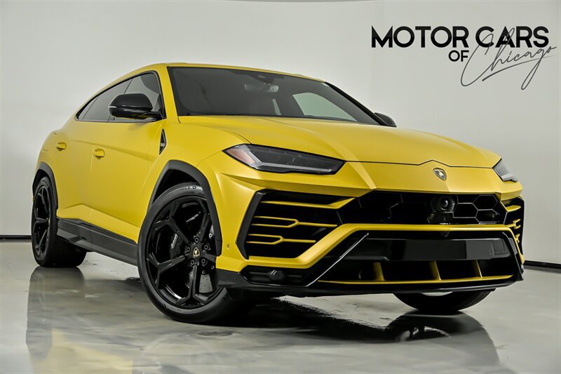 Used 2019 Lamborghini Urus AWD/4WD image 1